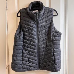 Old Navy Black Womens Vest perfect condition size XL